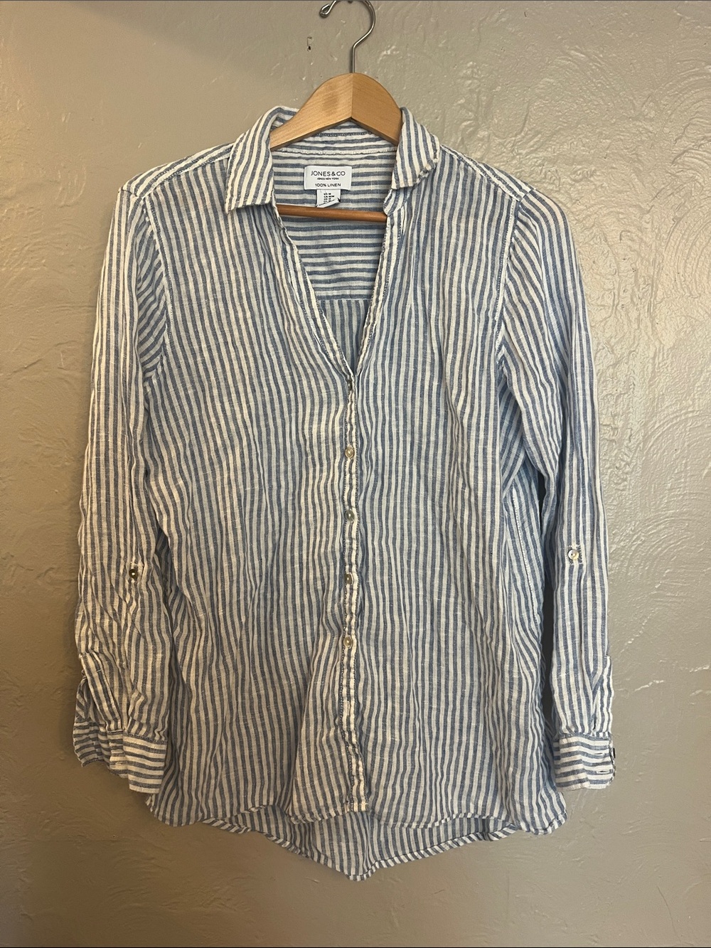 Jones New York Blue and White Striped 100% Linen Collared Button-Down Shirt Med